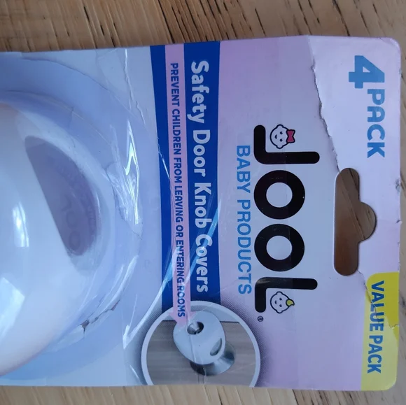 4 pack child safety knob covers - Picture 3 of 4